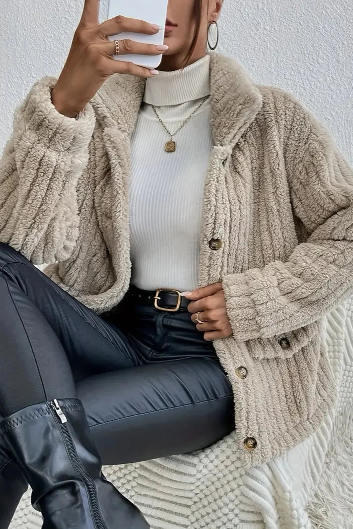 Nova | Dubbelzijdige Fluwelen Knopen Cardigan