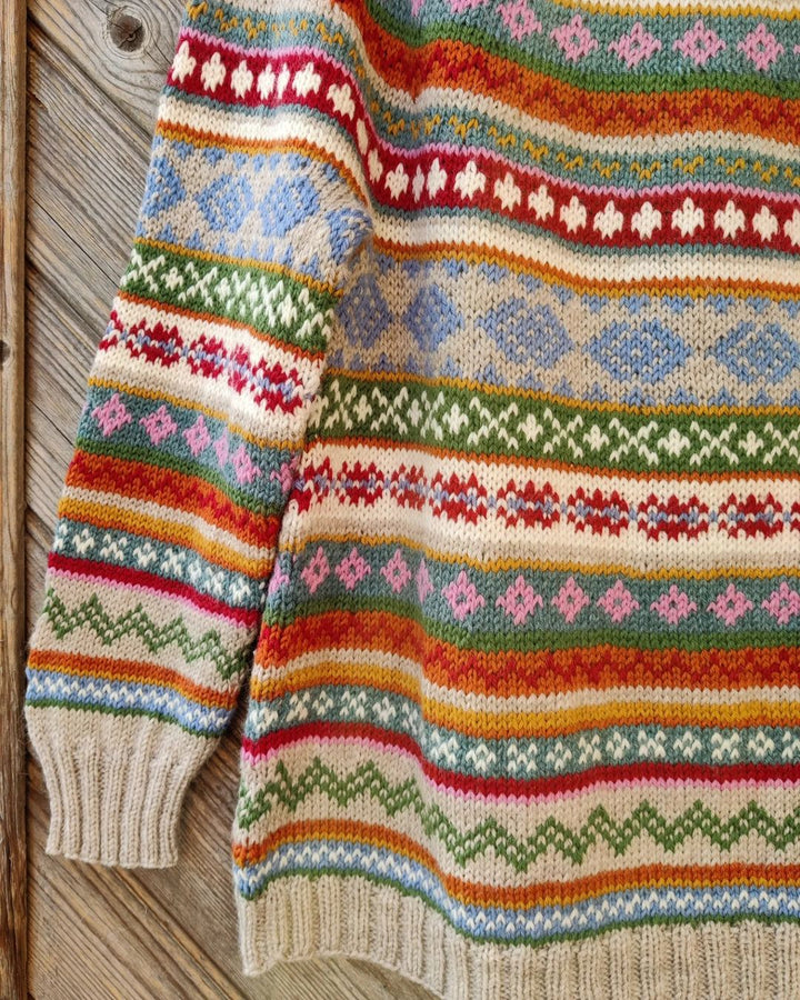 Fraja | Knusse, modieuze trui in contrasterende kleuren