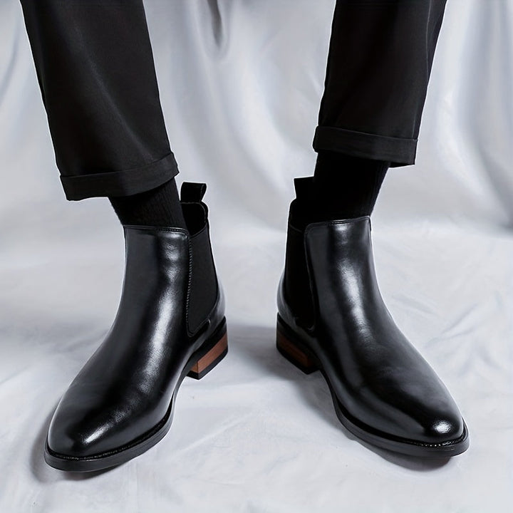 Ashford | Verfijnde Puntige Chelsea Boots