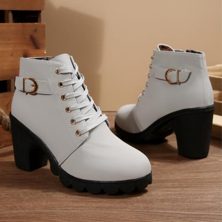 Dames Veterlaarzen met Metalen Gesp en Chunky Zool