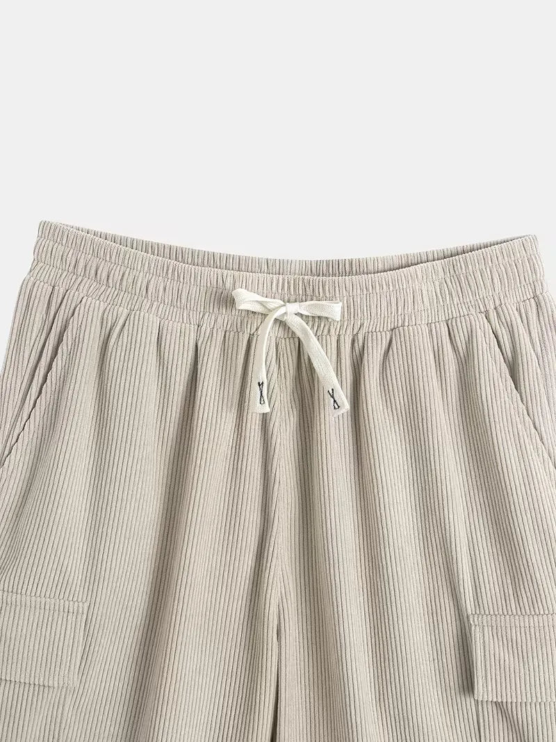 Shorts met button-up shirt