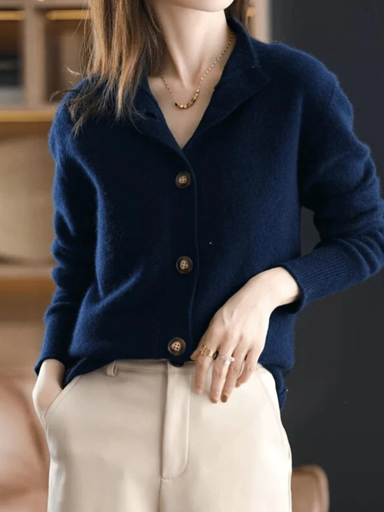SOFIA KNOP CARDIGAN