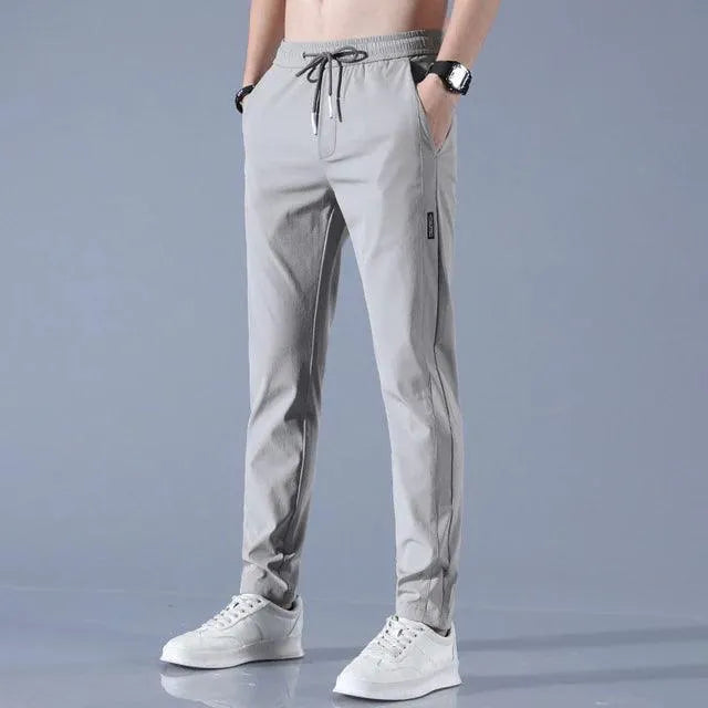 Sneldrogende Stretch Broek - Sportief - Sneldrogend Materiaal, Stretchstof, Praktische Zakken - Perfect voor Activiteiten en Avonturen