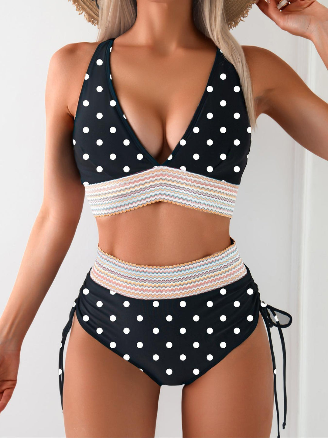 SLANKMAKENDE BADKLEDING VOOR VROUWEN