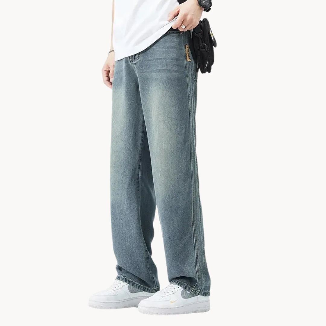 Relaxed fit  heren jeans met lichte wassing