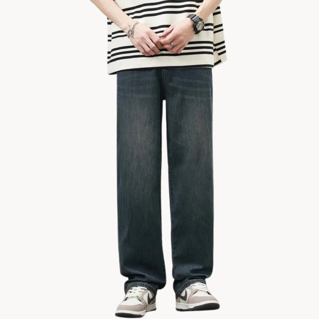 Relaxed fit  heren jeans met lichte wassing