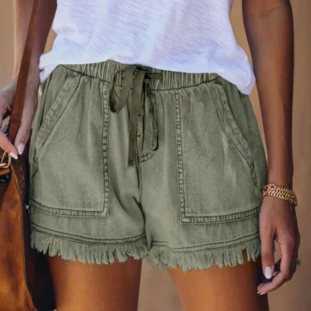 Comfortabele denim short met elastische tailleband en rafelranden