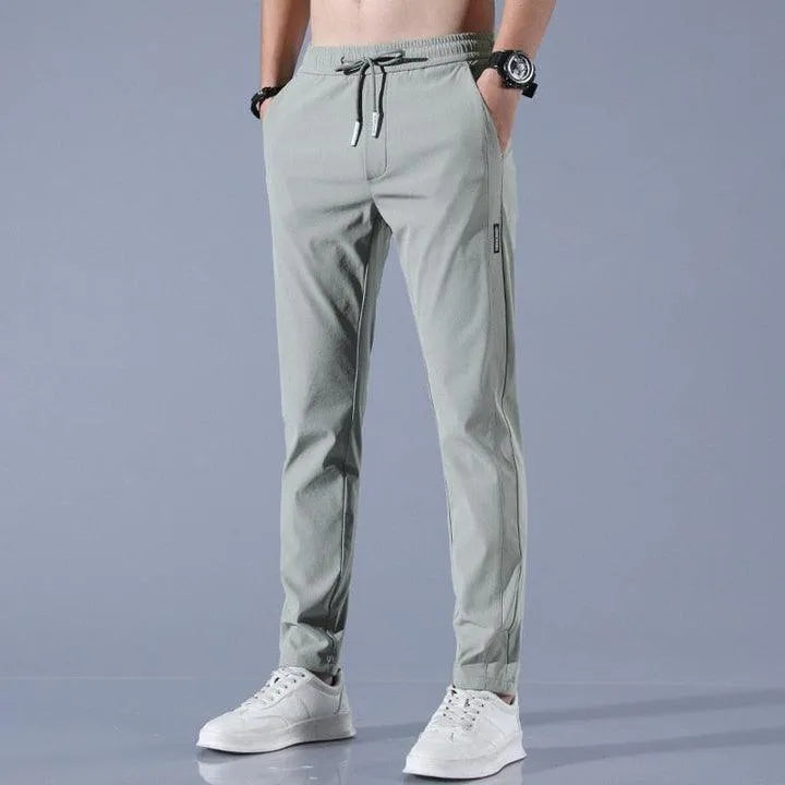 Sneldrogende Stretch Broek - Sportief - Sneldrogend Materiaal, Stretchstof, Praktische Zakken - Perfect voor Activiteiten en Avonturen