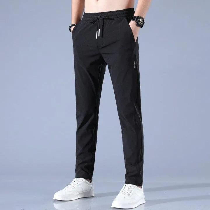 Sneldrogende Stretch Broek - Sportief - Sneldrogend Materiaal, Stretchstof, Praktische Zakken - Perfect voor Activiteiten en Avonturen