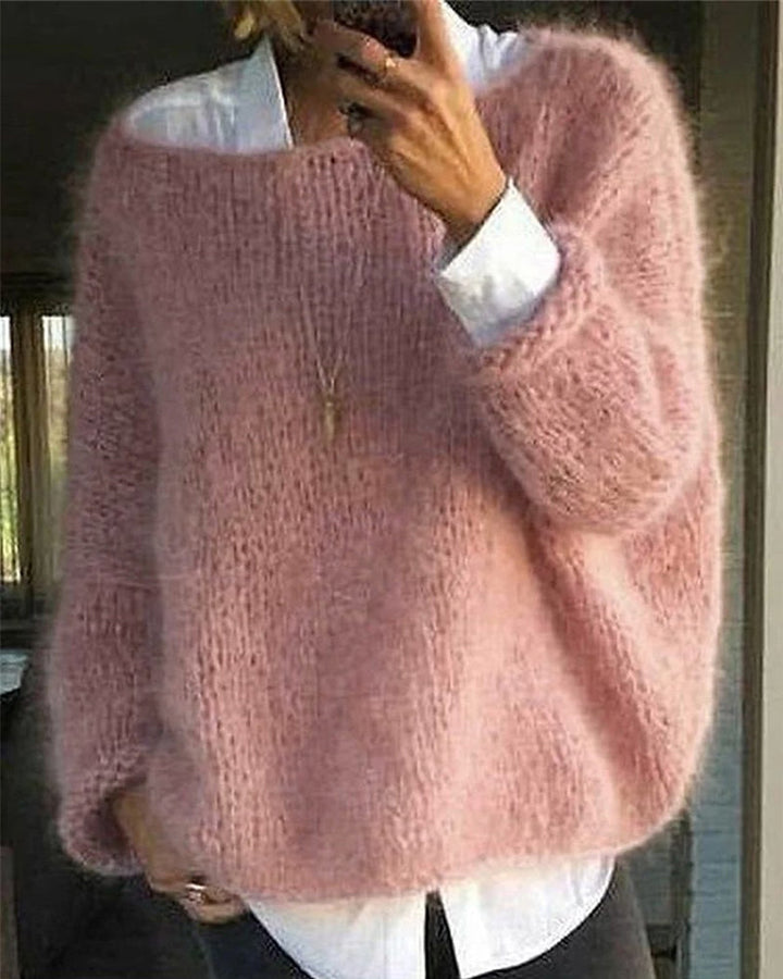 Danique Mell | Effen offshoulder pluizige trui