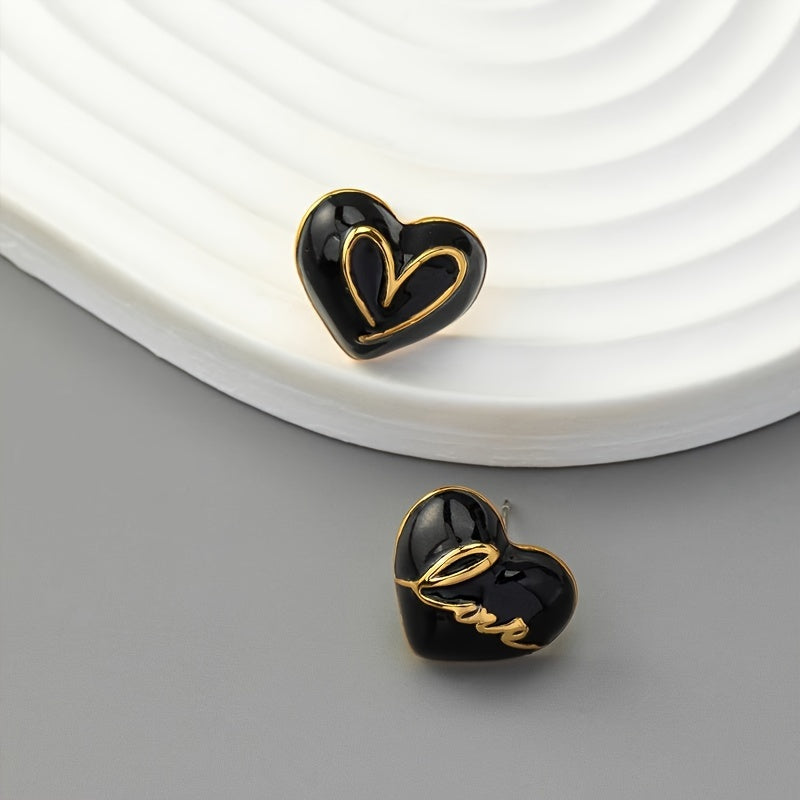 Elena | Elegante rode hart & letter asymmetrische oorbellen