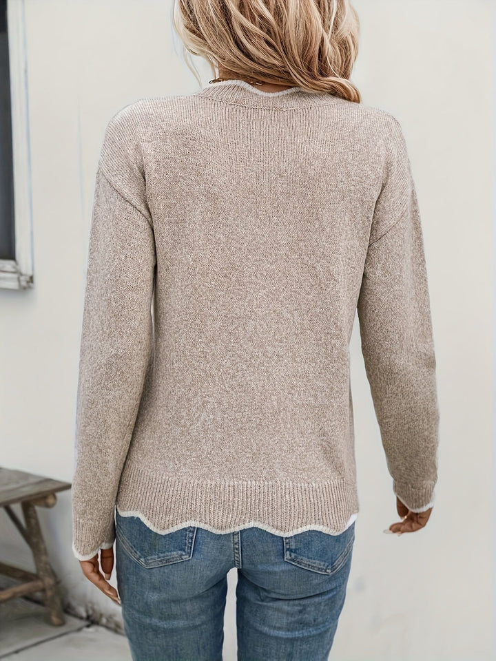 Elin | Elegante V-hals trui met scallop-afwerking en lange mouwen