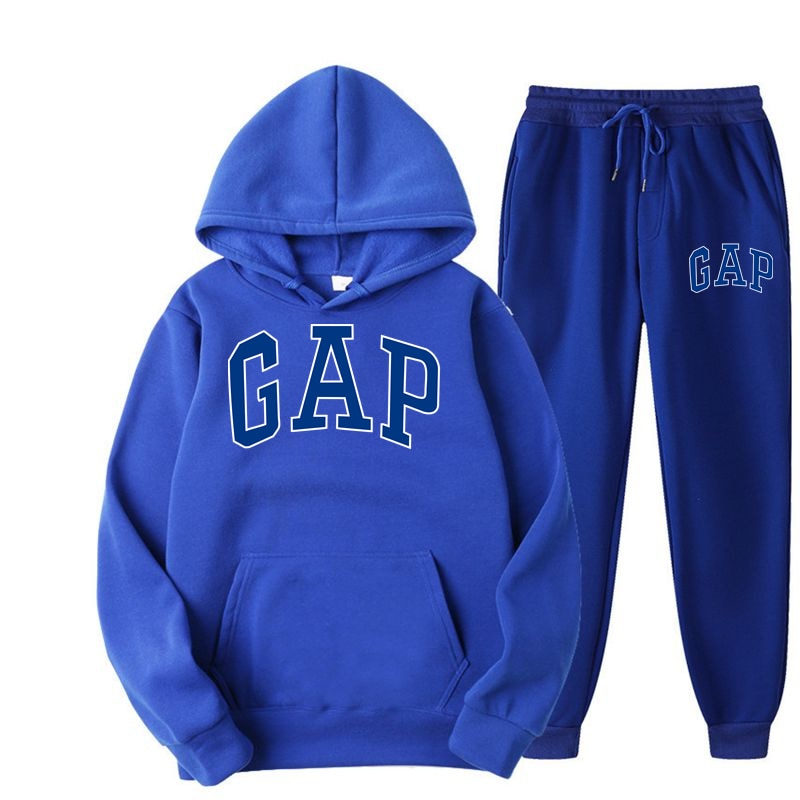 GAP | Modern en comfortabel dames joggingpak met capuchon en tekst