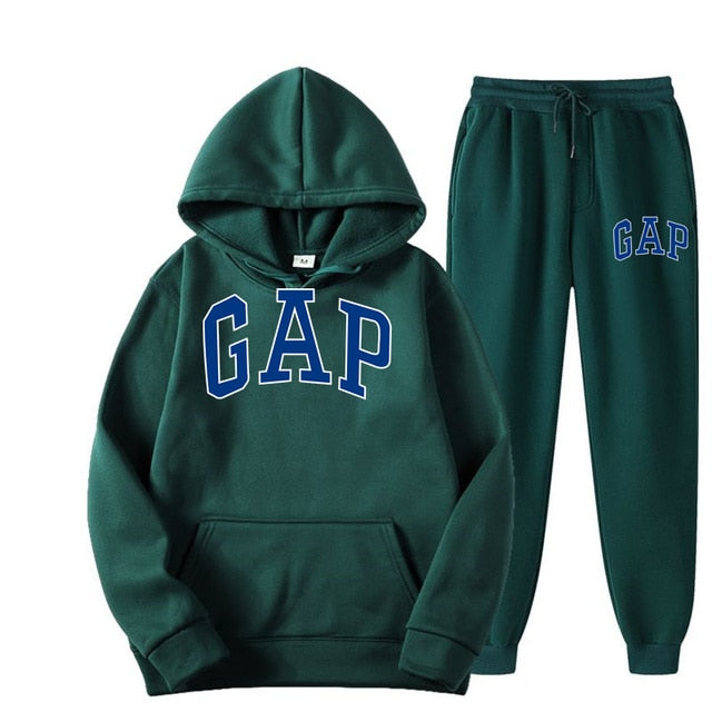 GAP | Modern en comfortabel dames joggingpak met capuchon en tekst