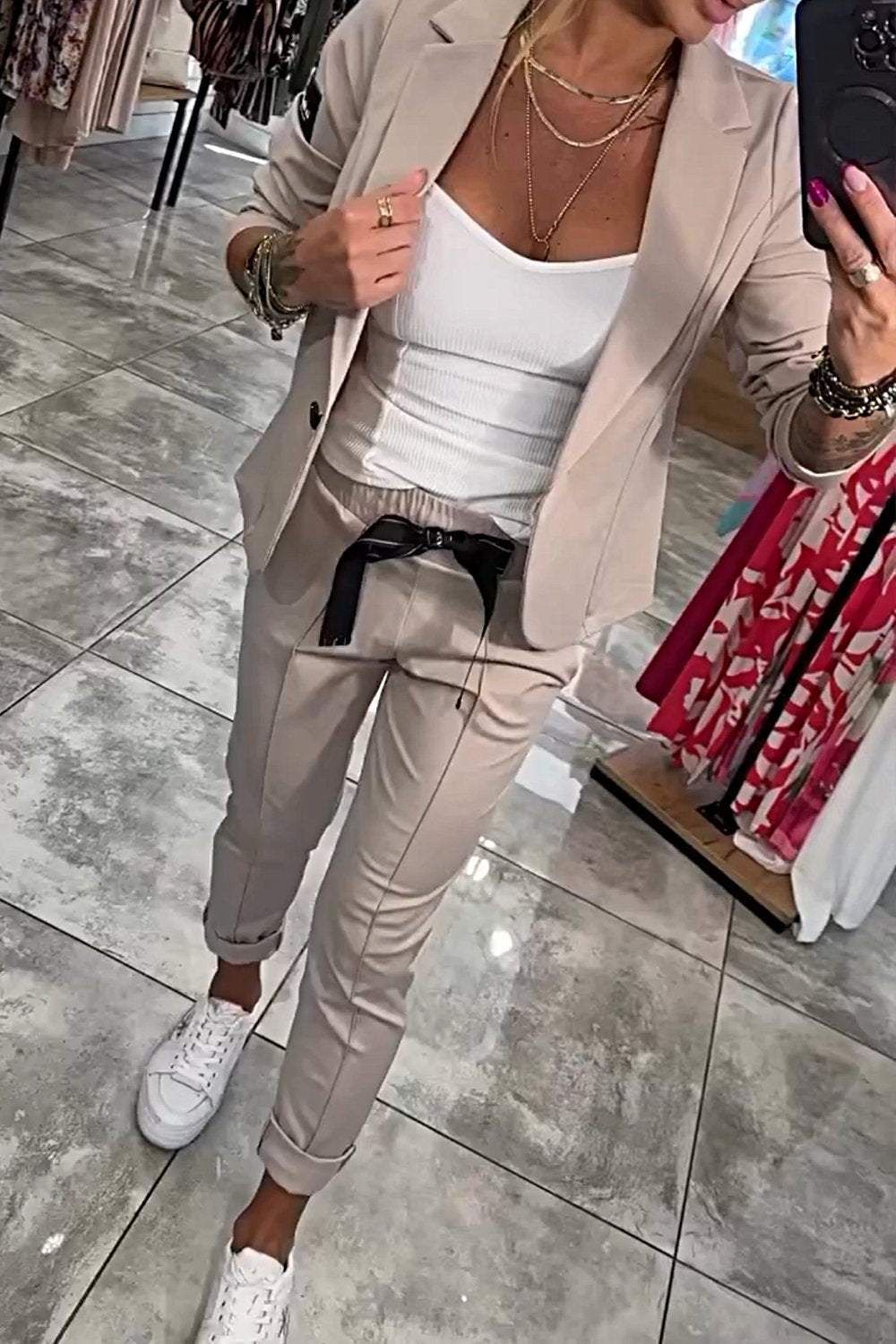 Comfortabele Vrouwen Set met Blazer en Slim Fit Broek