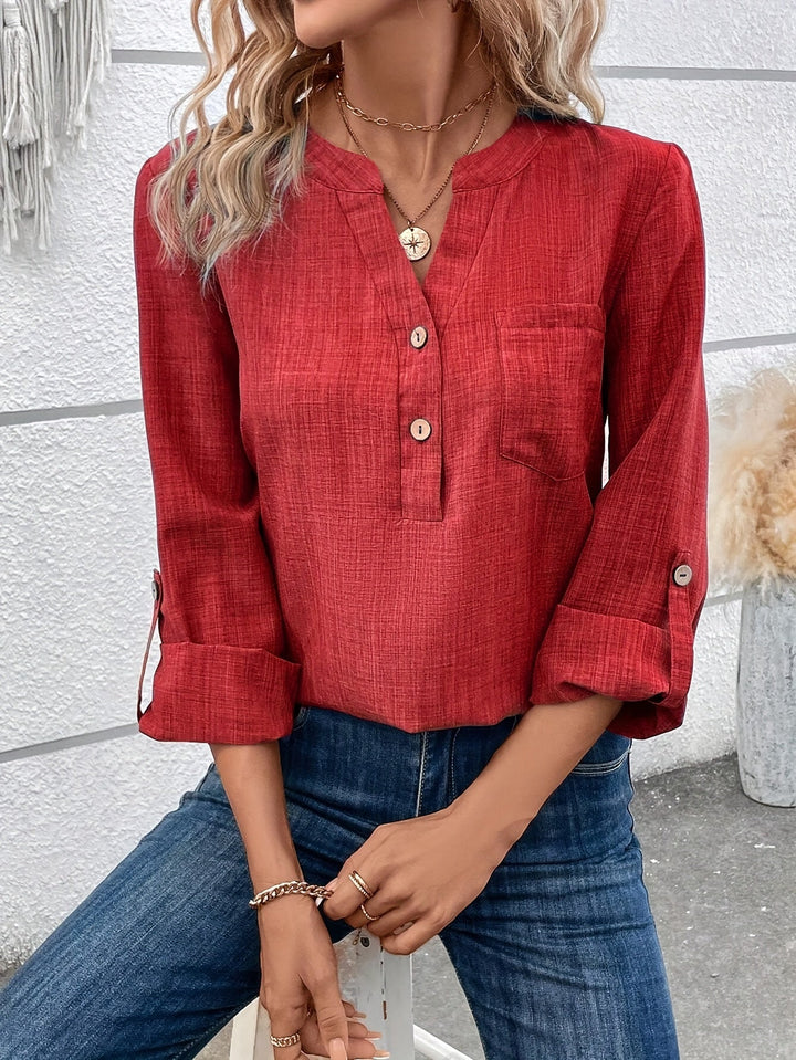 Lara | Gehaakte halsknoop blouse met lange mouwen