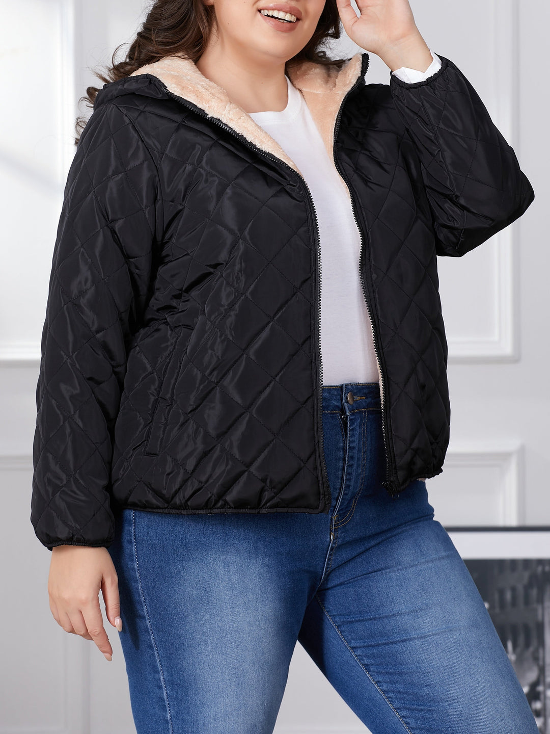 Lara | Plus size kleurblok gewatteerde jas met capuchon