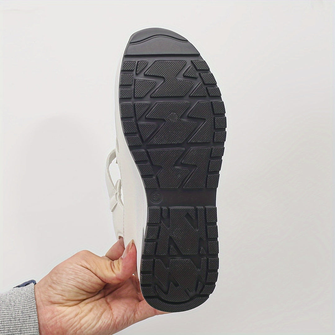 Lotte | Zachte zool platform sandalen met ronde neus
