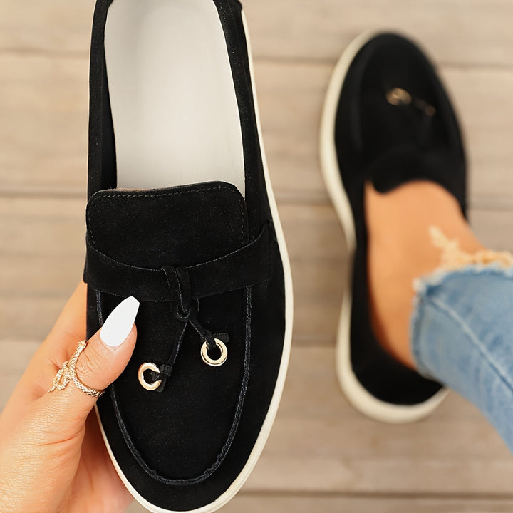 Mila | Vrouwelijke tassel loafer met ijzeren ring en decoratie