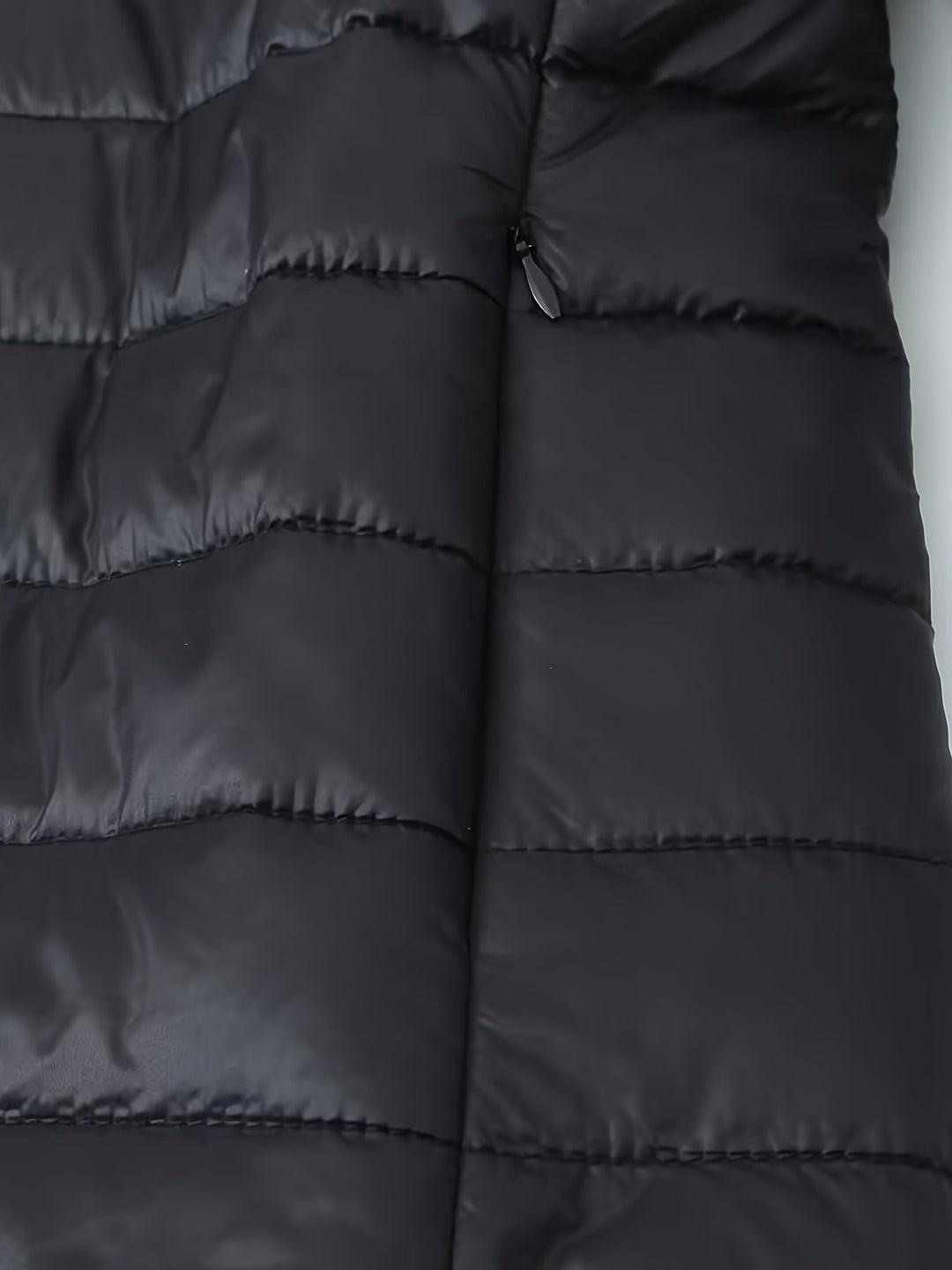 Nina | Warme puffy jas met rits en imitatiefbont voering